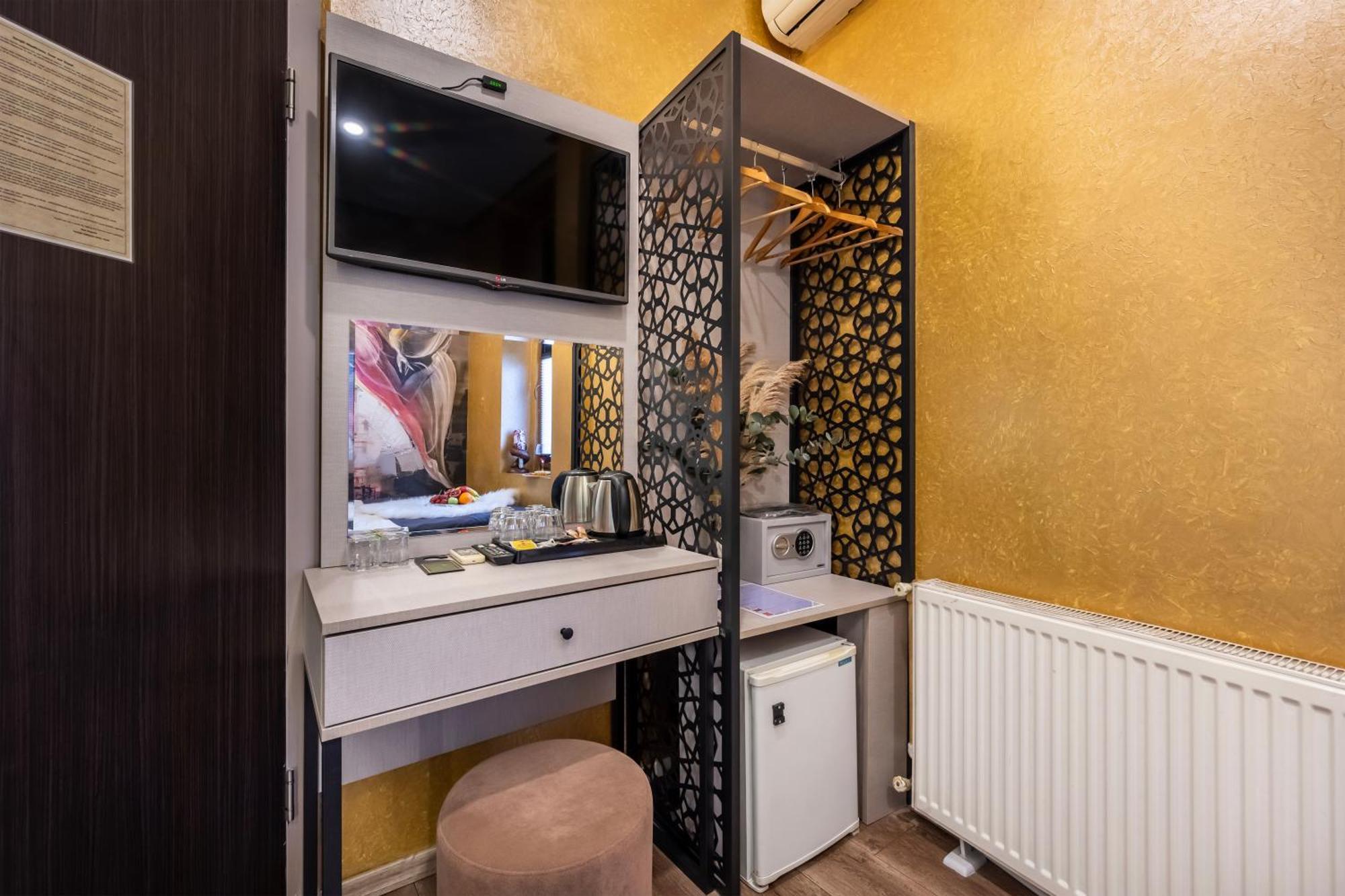 Taksim Terrace Hotel Истанбул Екстериор снимка