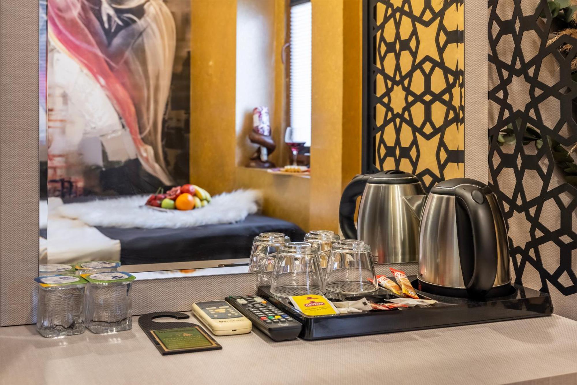 Taksim Terrace Hotel Истанбул Екстериор снимка