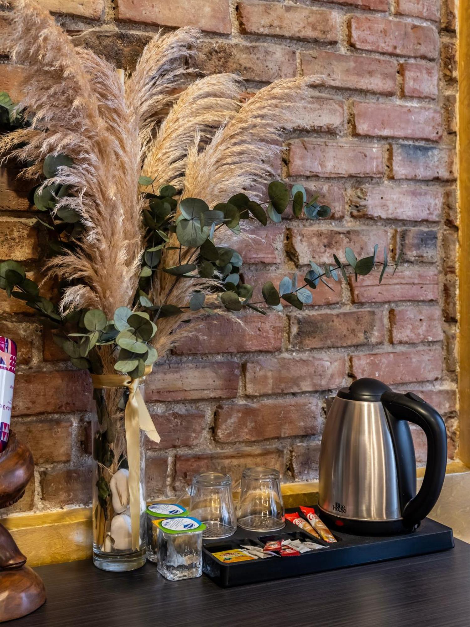 Taksim Terrace Hotel Истанбул Екстериор снимка