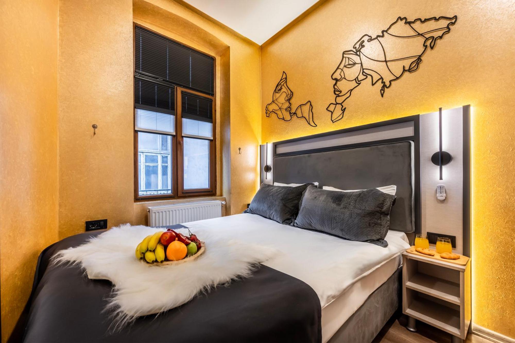 Taksim Terrace Hotel Истанбул Екстериор снимка