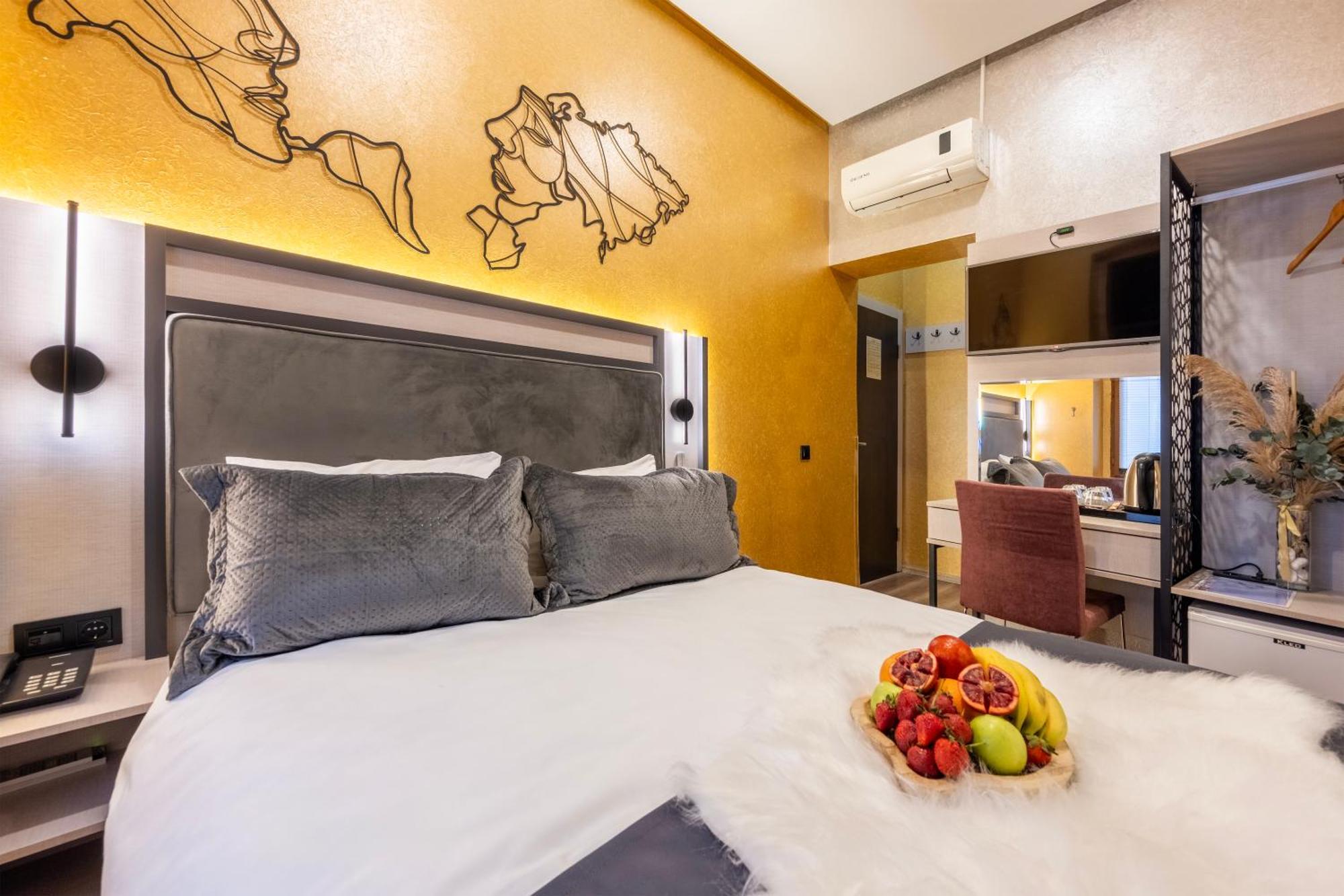 Taksim Terrace Hotel Истанбул Екстериор снимка