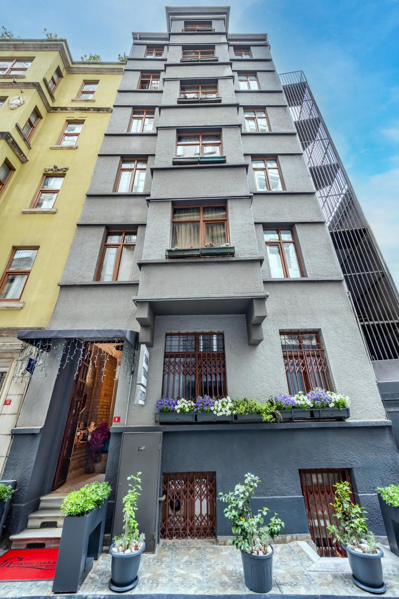 Taksim Terrace Hotel Истанбул Екстериор снимка