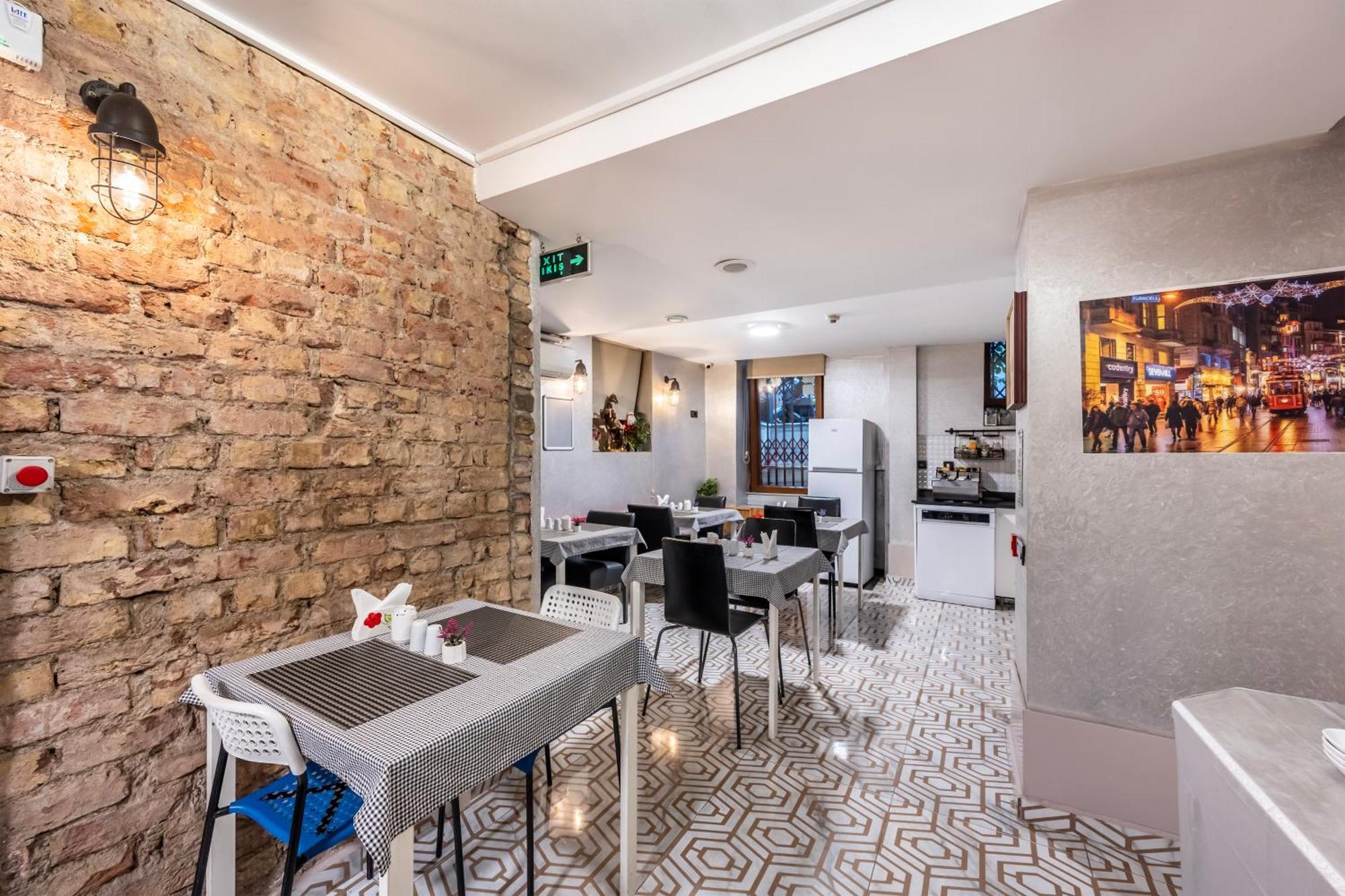 Taksim Terrace Hotel Истанбул Екстериор снимка
