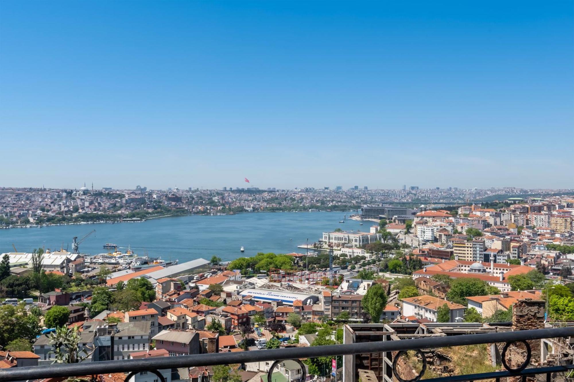 Taksim Terrace Hotel Истанбул Екстериор снимка