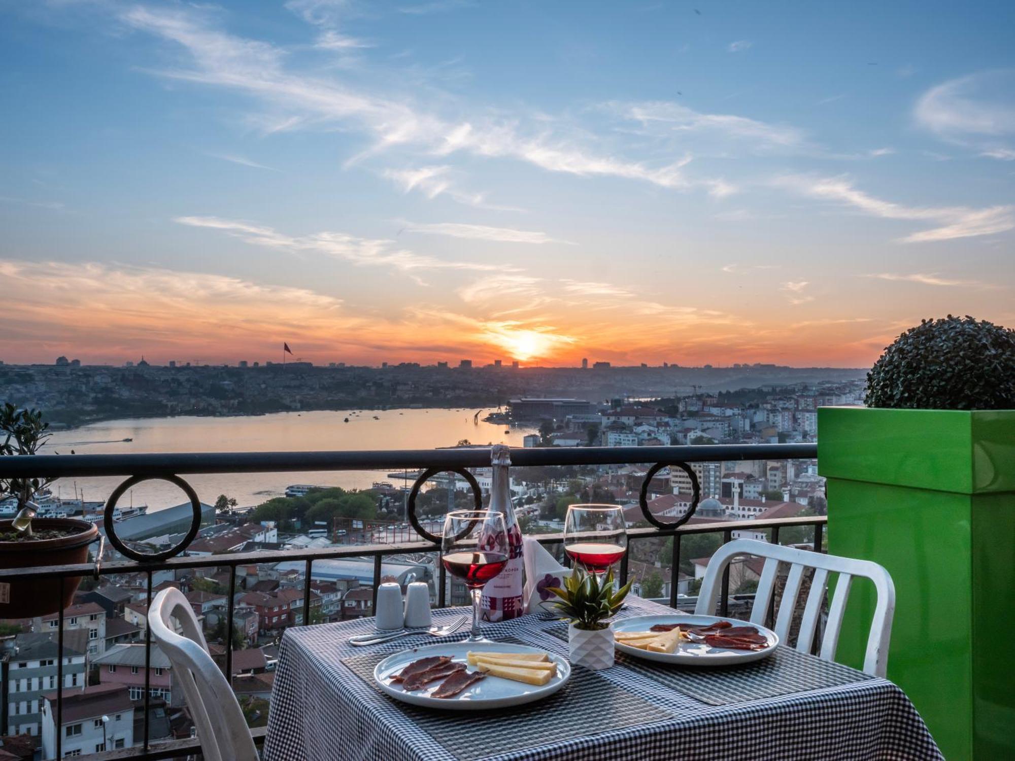 Taksim Terrace Hotel Истанбул Екстериор снимка